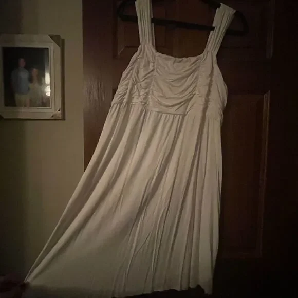 White Cotton Beach/Pool Coverup  - Picture 3 of 5